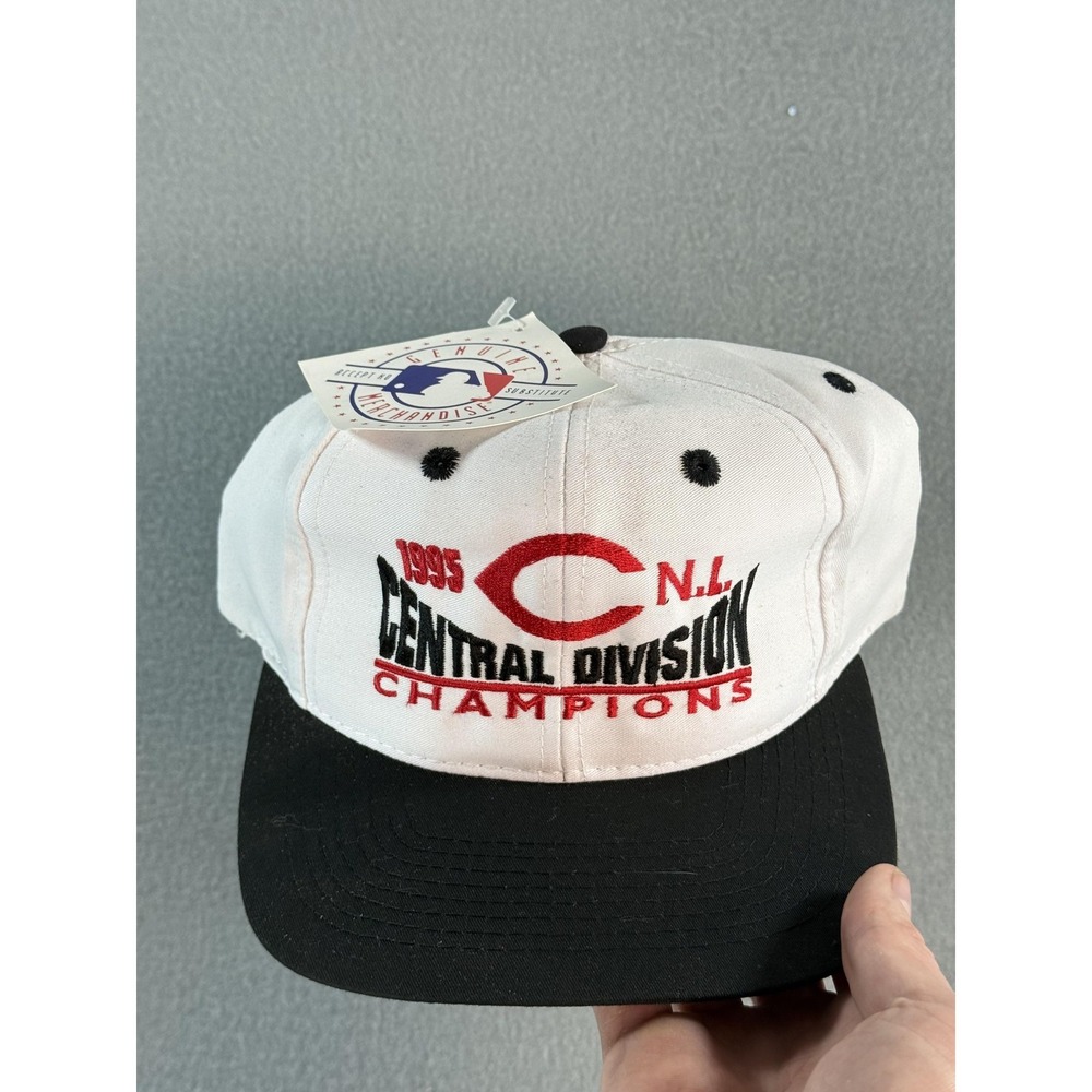 Vintage Cincinnati Reds Hat Cap Snap Back One Size White *Missing Snaps* NWT
